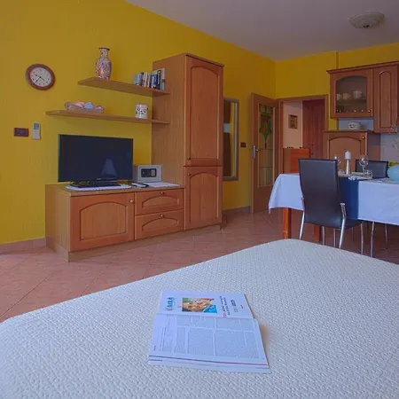 Daniela Novigrad Istria